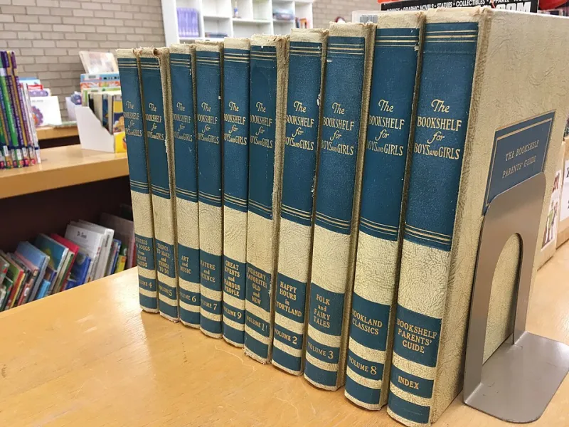 The Big Book on the Shelf That Knew Everything: Growing Up With the Family Encyclopedia