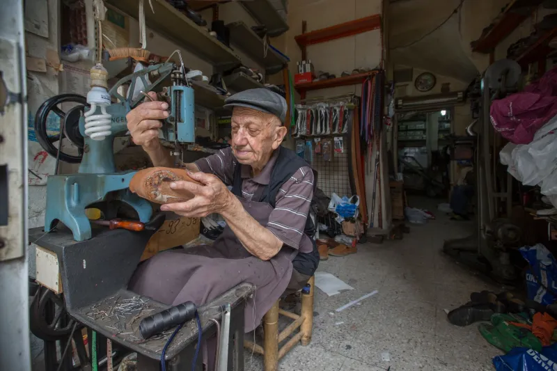 The Guy Who Fixed Everything: What We Lost When America Stopped Repairing Things